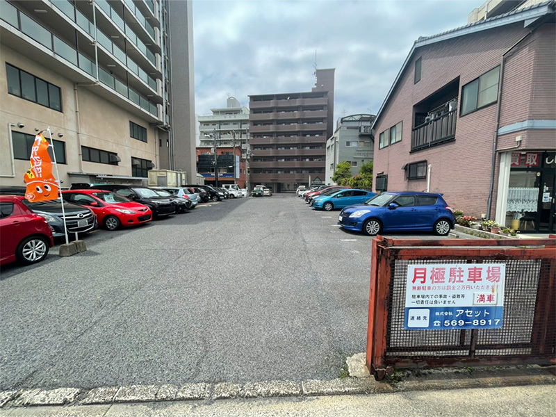 写真：月極駐車場　管理